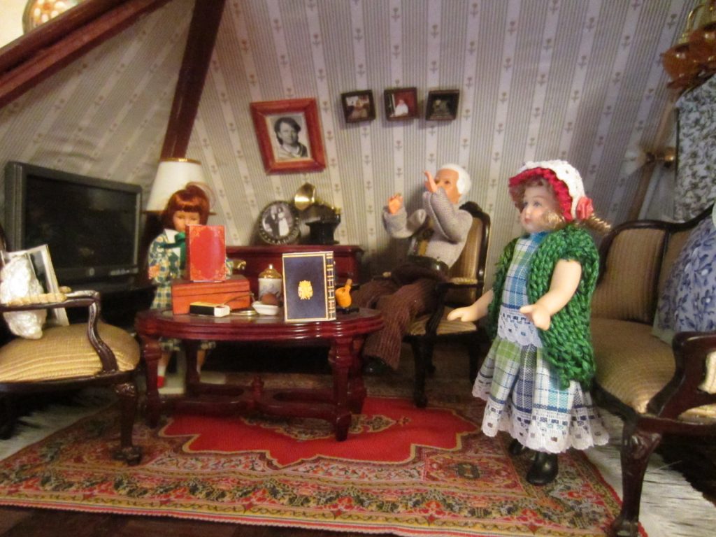 Mis casitas de muñecas.. 24 Casa de Dolores Azúa