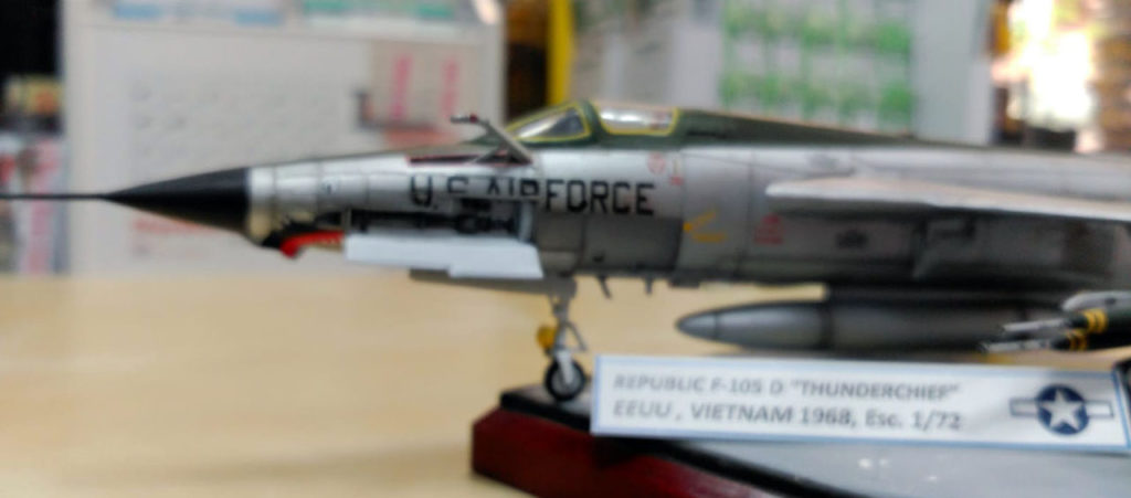 Antonio Córcoles - Caza F105