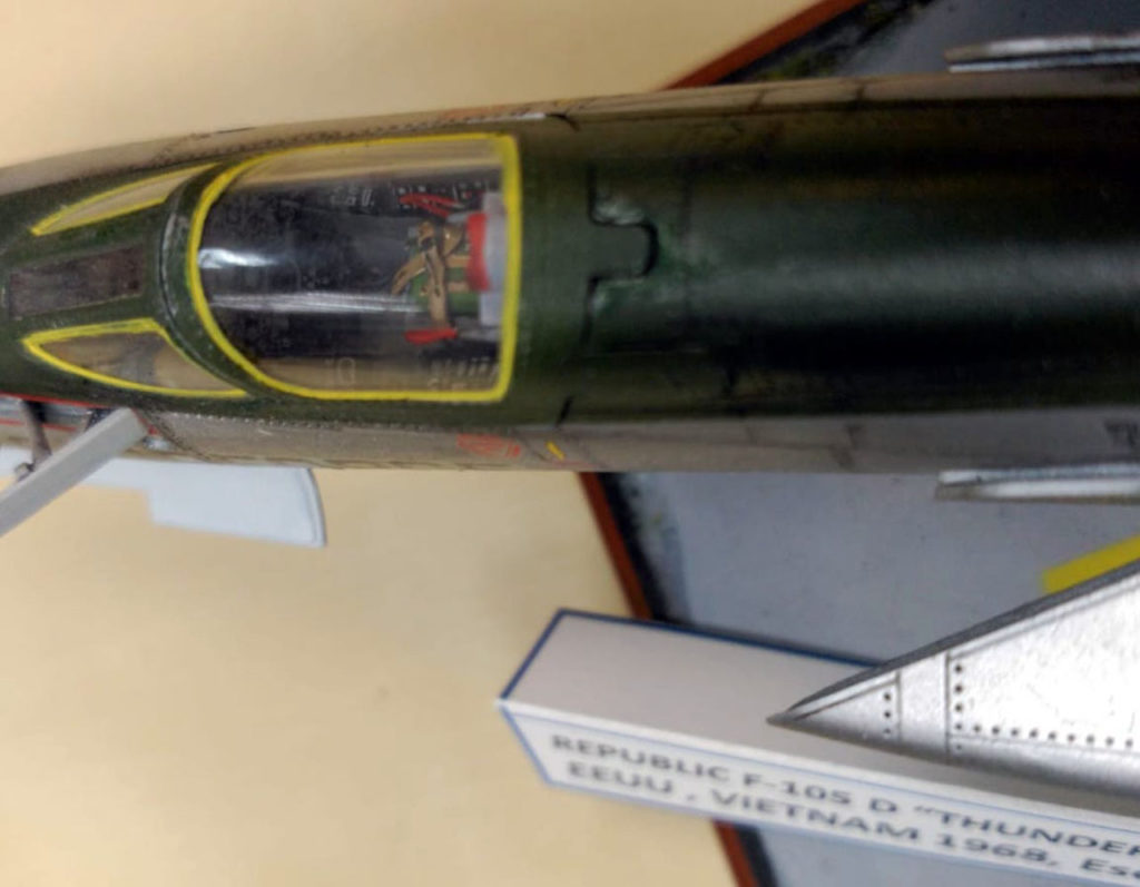 Antonio Córcoles - Caza F105