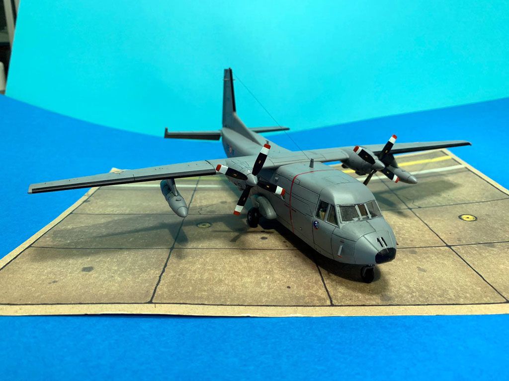 Casa C-212 hecho por Ricardo Yubero a escala 1/72 y de la marca Special hobby .