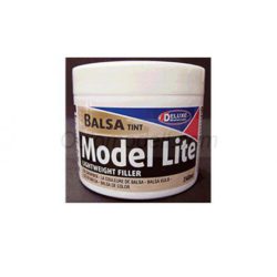 Deluxe - DELUXE BALSA TINT - MODEL LITE, relleno color balsa. Contiene 240 ml. ,Ref: BD6