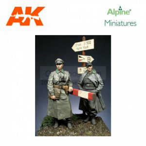 WWII German Officer Set (2 figs). Escala 1:35. Marca Alpine MIniatures. Ref: 35056.