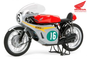 Moto Honda RC166 GP RACER. Escala 1:12. Marca Tamiya. Ref: 14113.