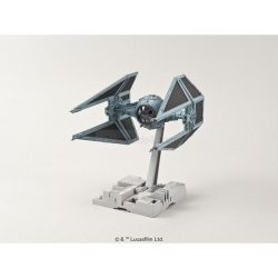 TIE Interceptor, 1:72. Marca Bandai-Revell Ref: 01212