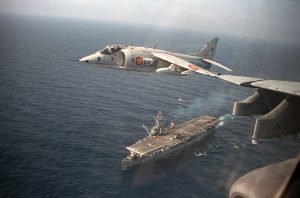  A Hawker Siddeley AV-8S Matador (s/n VA.1-14) flys over the Spanish aircraft carrier Dédalo (R01) in the Mediterranean Sea, 1 June 1988. - ieutenant Commander John R. Leenhouts, U.S. Navy