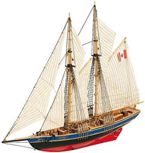 BLUENOSE II, Goleta de regatas . Escala 1:135. Marca Constructo. Ref: 80618