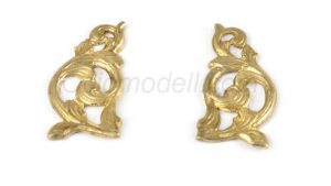 Adorno de latón tipo G. 2ud ( dcha-izq ). Marca Amati. Ref: 553007, 5530/07