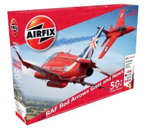 Set Avión Acrobático HAWK "RED ARROWS". 50ª temporada de visualización. Escala 1:48. Marca Airfix. Ref: A50159
