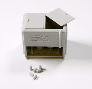 1940 WESTINGHOUSE COCA COLA COOLER. Escala 1:24. Marca Doozy. Ref: DZ023.