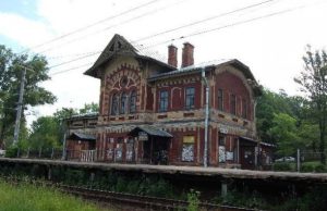 Estación de Mozhayskaya ( San Petersburgo ), Puzzle de Cartón para montar, Escala H0, Marca Clever Paper, Ref: 14309.