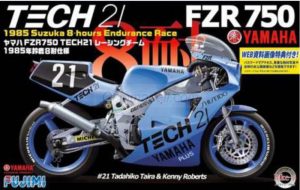 Yamaha FZR750 OW74 patrocinado por Tech21 - 8 Horas de Suzuka 1985. Escala 1:24. Marca Fujimi. Ref: 141312