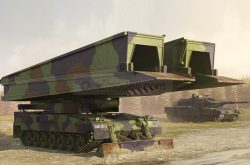 German IGUANA PSB-2-28(m). Escala 1:35. Marca Hobby Boss. Ref: 84569