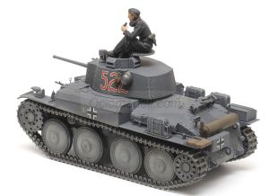 GERMAN LIGHT TANK PANZERKAMPFWAGEN 38(t) Ausf.E/F . Escala 1:35. Marca Tamiya. Ref: 35369.