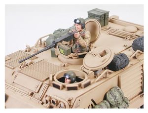US M113A2 Armored Personnel Carrier Desert Versión. Escala 1:35. Marca Tamiya. Ref: 35265