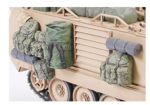 US M113A2 Armored Personnel Carrier Desert Versión. Escala 1:35. Marca Tamiya. Ref: 35265