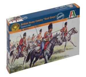Caballería pesada británica " SCOT GREYS ". Escala 1:72. Marca Italeri. Ref: 6001, conjunto que contiene 18 figuras con caballos y 36 piezas en total.