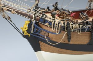 H.M. Bomb Vessel Granado 1742, Escala 1:64. Marca Amati. Ref: 130002, utilizado principalmente para el lanzamiento de bombas.