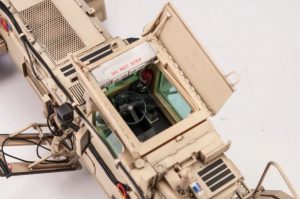 Husky Mk.III VMMD w/ Interrogation arm. Escala 1:35. Marca AFV Club. Ref: AF35354