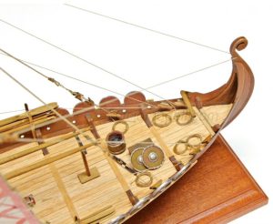 Nave Vikinga Drakkar. Escala 1:50. Marca Amati. Ref: 140601, 1406/01