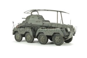 GERMAN Sd.Kfz. 232 Schwerer Panzerspähwagen. Escala 1:35. Marca AFV Club. Ref: AF35232