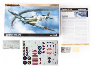 Spitfire Mk. IXe, Serie Profipack. Escala 1:48. Marca Eduard Ref: 8288. 3 Spitfire Mk. IXe, Serie Profipack. Escala 1:48. Marca Eduard Ref: 8288