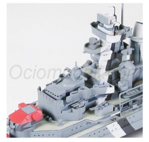 German Heavy Cruiser Prinz Eugen. Escala: 1:700. Marca: Tamiya. Ref: 31805.