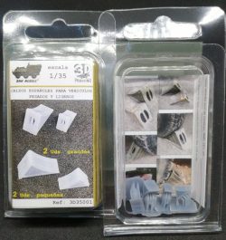 Calzos Españoles para Vehículos pesados y ligeros. 2 ud grandes y 2 ud pequeños. Marca BMR MODELS. Ref: 3D35001