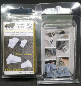 Calzos Españoles para Vehículos pesados y ligeros. 2 ud grandes y 2 ud pequeños. Marca BMR MODELS. Ref: 3D35001 5 Calzos Españoles para Vehículos pesados y ligeros. 2 ud grandes y 2 ud pequeños. Marca BMR MODELS. Ref: 3D35001