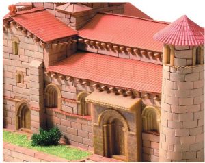 Iglesia de San Martín de Frómista. Serie de edificios históricos. Escala 1:200. Marca Keranova. Ref: 30101 2 Iglesia de San Martín de Frómista. Serie de edificios históricos. Escala 1:200. Marca Keranova. Ref: 30101