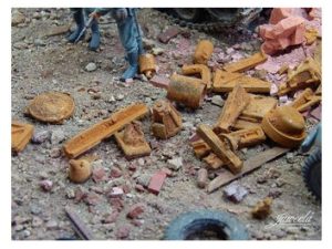 Chatarra oxidada. 140 gr. Escala 1/35. Marca Juweela. Ref: 23335