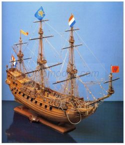 Galeón PRINS WILLEM 1650. Marca Corel. Escala 1:100. Ref: SM40