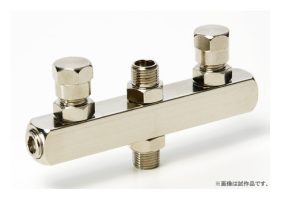 Colector de aerógrafo (3 puertos). Marca Tamiya. Ref: 74546